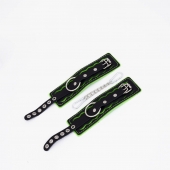 Черно-зеленые кожаные наручники с зеленой строчкой - Crazy Handmade - купить с доставкой в Люберцах