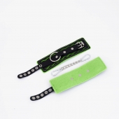 Черно-зеленые кожаные наручники с зеленой строчкой - Crazy Handmade - купить с доставкой в Люберцах