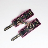 Черные кожаные наручники с розовой строчкой - Crazy Handmade - купить с доставкой в Люберцах