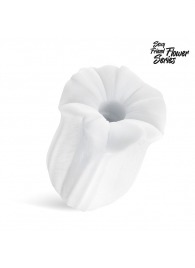 Белый нереалистичный мастурбатор в форме бутона цветка Datura - 1137 - в Люберцах купить с доставкой