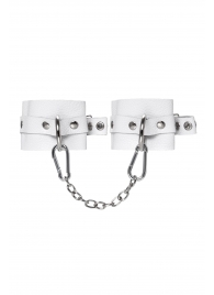 Белые мягкие кожаные наручники с люверсами - Pecado - купить с доставкой в Люберцах