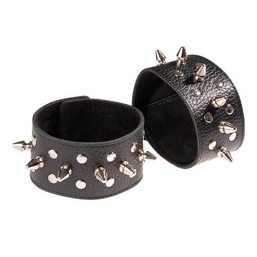 Чёрные напульсники с шипами и заклепками - Sitabella - купить с доставкой в Люберцах