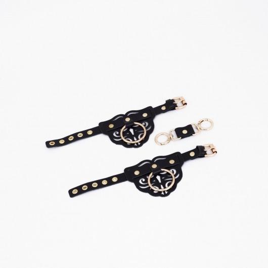 Черные кожаные наручники с клепками, кольцами и золотистой фурнитурой - Crazy Handmade - купить с доставкой в Люберцах