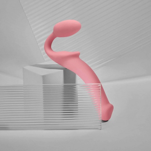 Розовый безремневой страпон Strap-on-me Semi-Realistic Bendable Strap-On size L - Strap-on-me - купить с доставкой в Люберцах