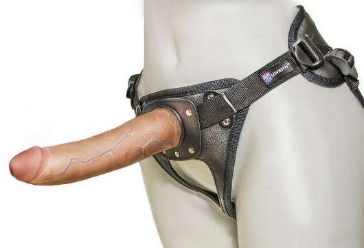 Насадка-фаллоимитатор на кожаных трусиках Harness Ultra Realistic 7  - 18 см. - LOVETOY (А-Полимер) - купить с доставкой в Люберцах